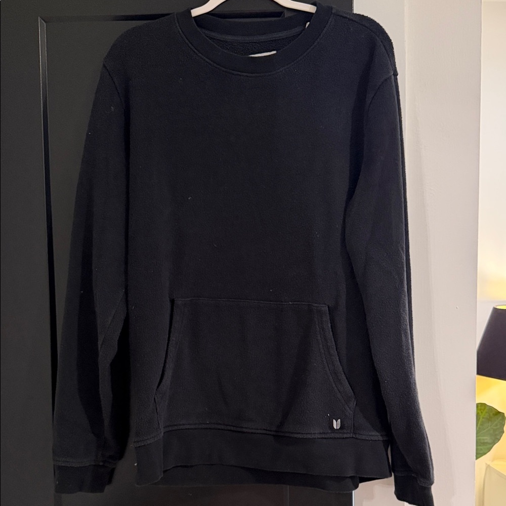 Linksoul Men's Black Crewneck Sweater